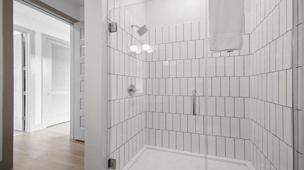 Luxury West Midtown 2 Bdrm Apartment แอตแลนตา ภายนอก รูปภาพ